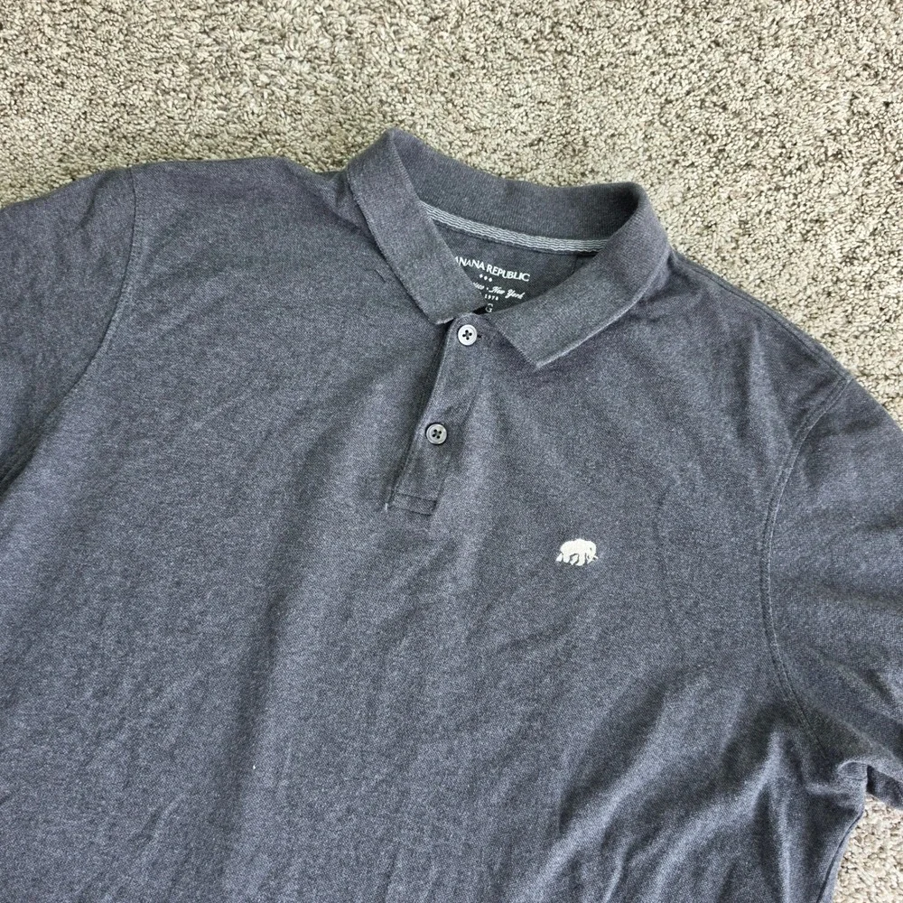Banana Republic Polo Shirt Mens XL Gray Cotton Pique Elephant Logo Preppy